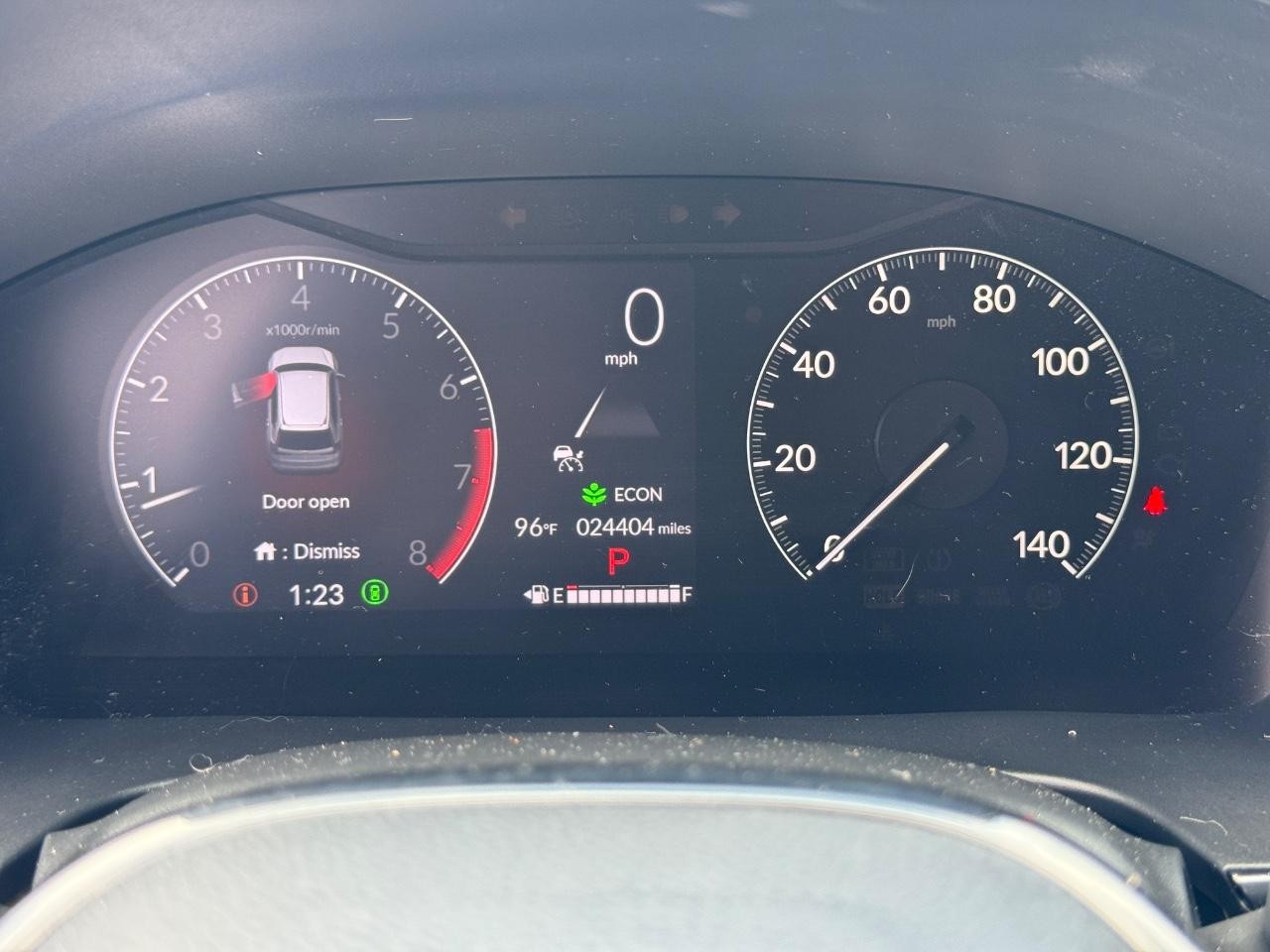 Honda CR-V Vehicle Full-screen Gallery Image 21
