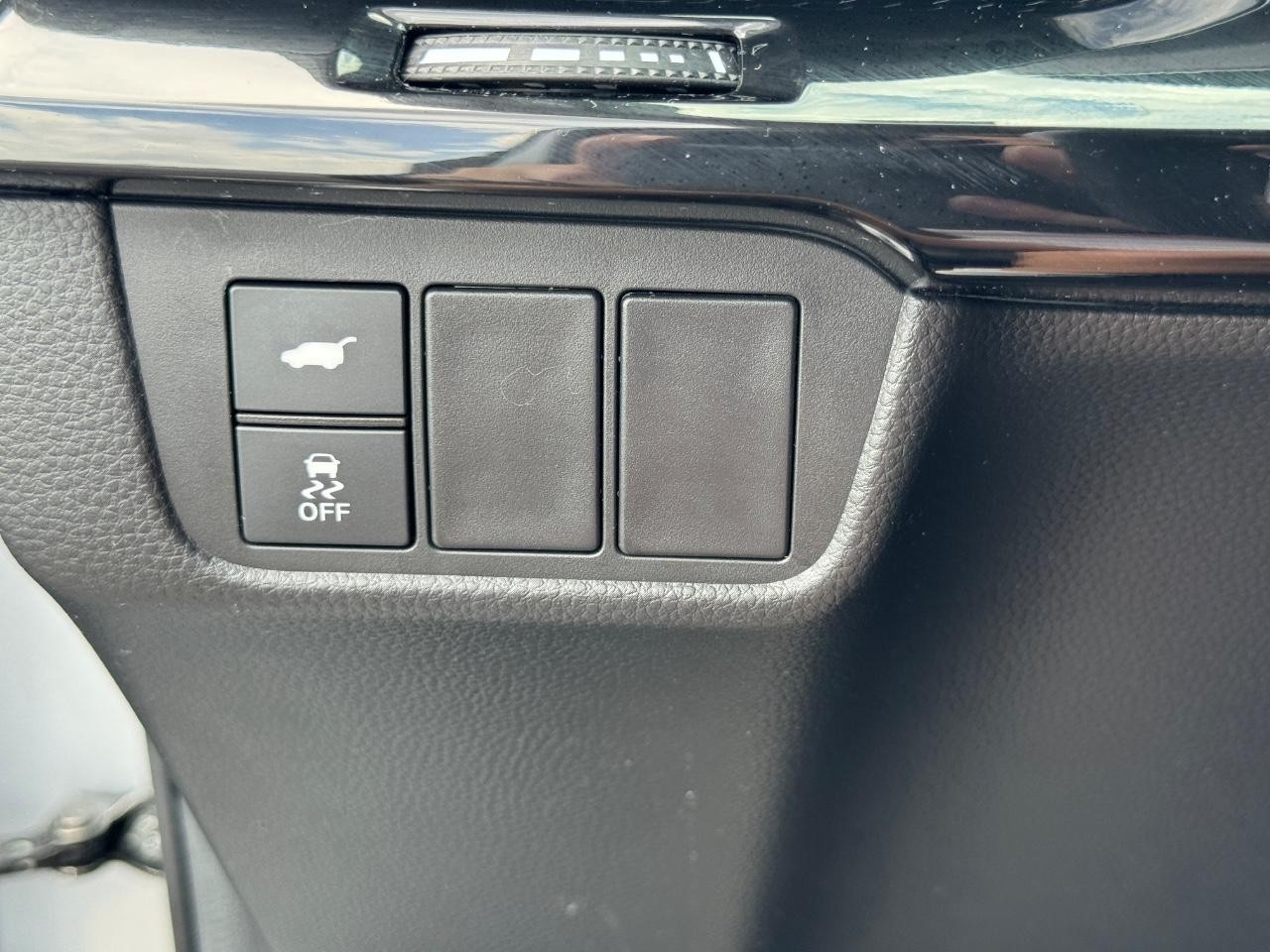 Honda CR-V Vehicle Full-screen Gallery Image 24
