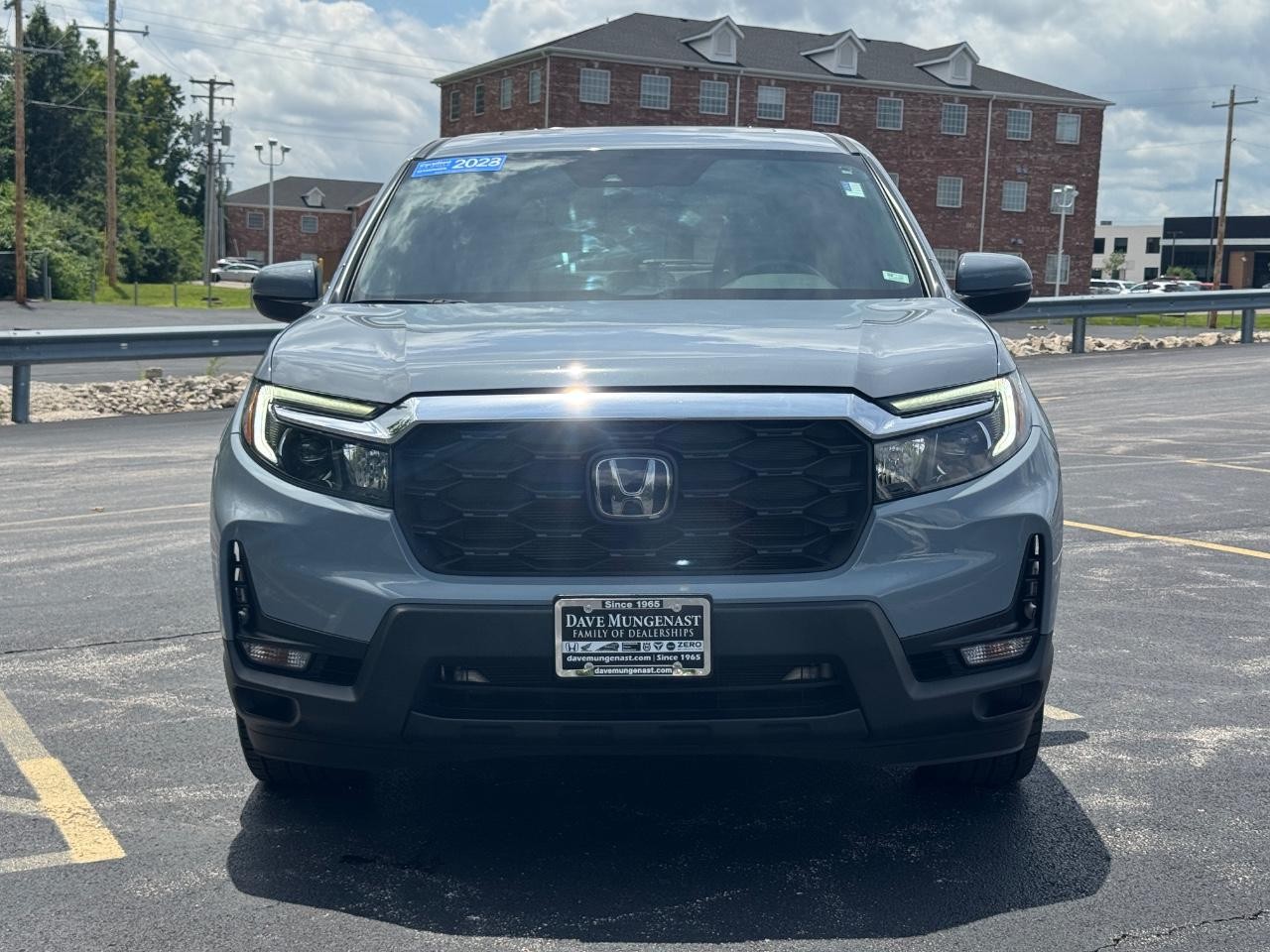 Honda Passport Vehicle Full-screen Gallery Image 10