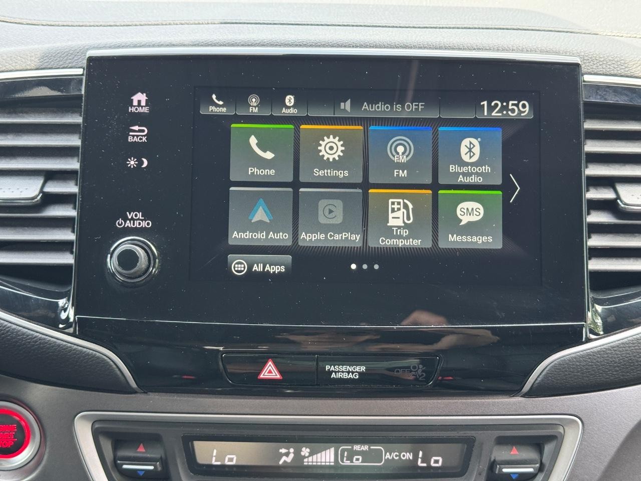 Honda Passport Vehicle Full-screen Gallery Image 14