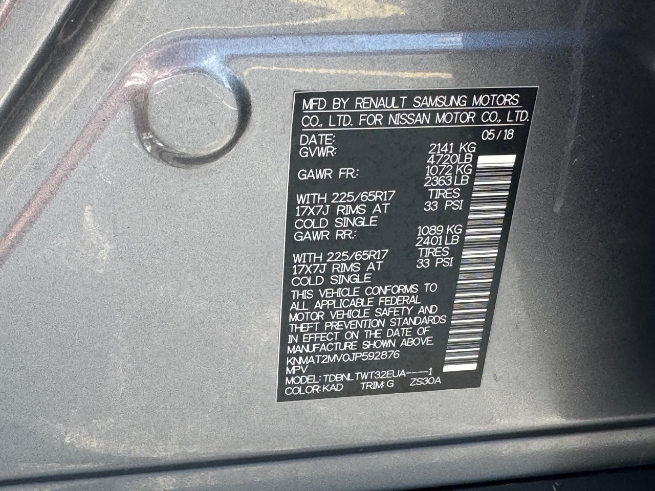 Nissan Rogue Vehicle Full-screen Gallery Image 27