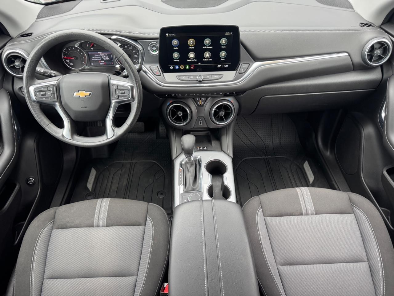 Chevrolet Blazer Vehicle Full-screen Gallery Image 12
