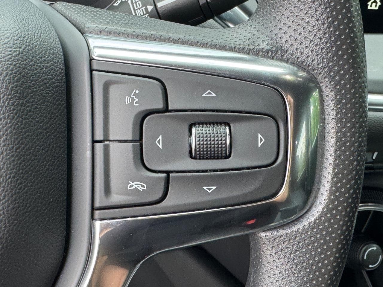 Chevrolet Blazer Vehicle Full-screen Gallery Image 22