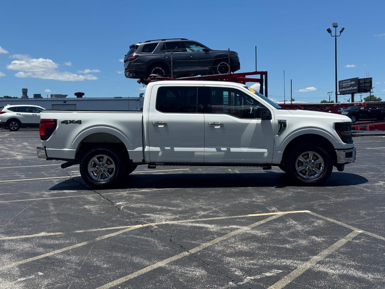 Ford F-150 Vehicle Full-screen Gallery Image 03