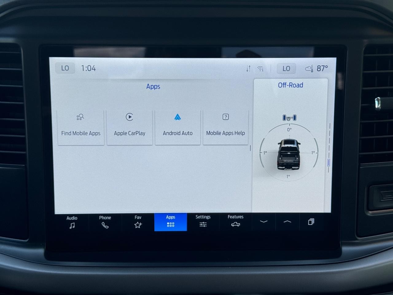 Ford F-150 Vehicle Full-screen Gallery Image 14