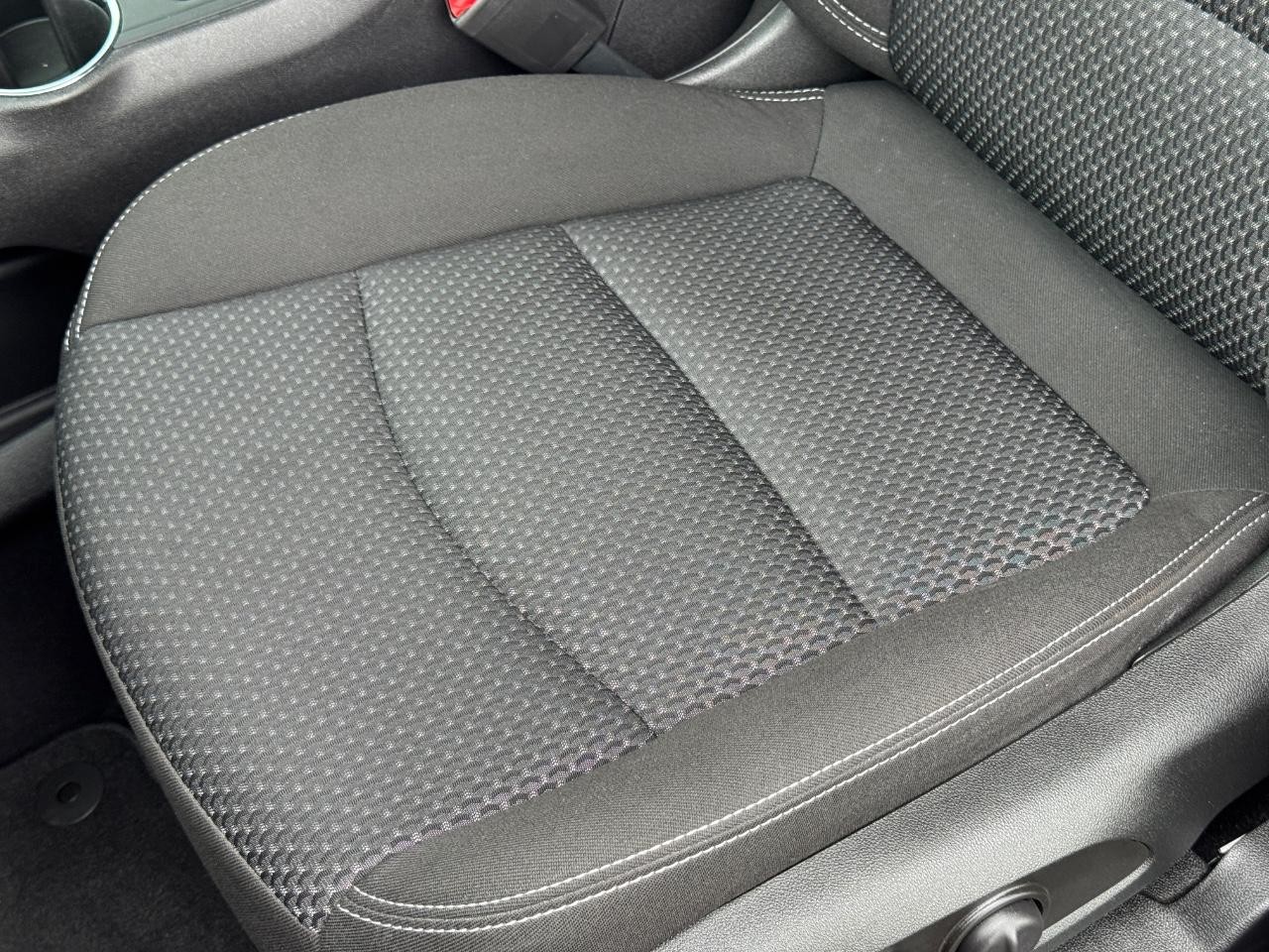 GMC Terrain Vehicle Full-screen Gallery Image 25