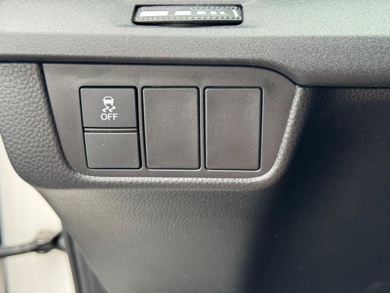 Honda CR-V Vehicle Full-screen Gallery Image 24