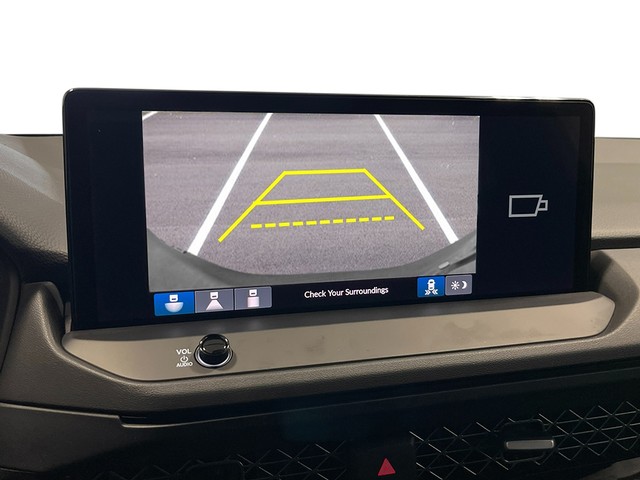 Honda Accord Hybrid Vehicle Full-screen Gallery Image 22