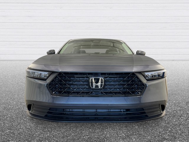 Honda Accord Sedan Vehicle Full-screen Gallery Image 05