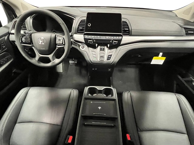 Honda Odyssey Vehicle Full-screen Gallery Image 24