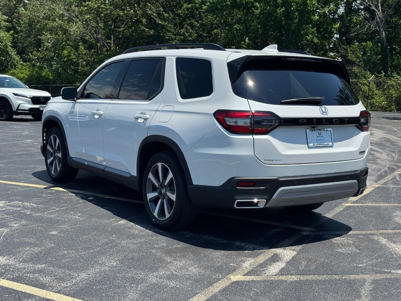 Honda Pilot Vehicle Full-screen Gallery Image 07