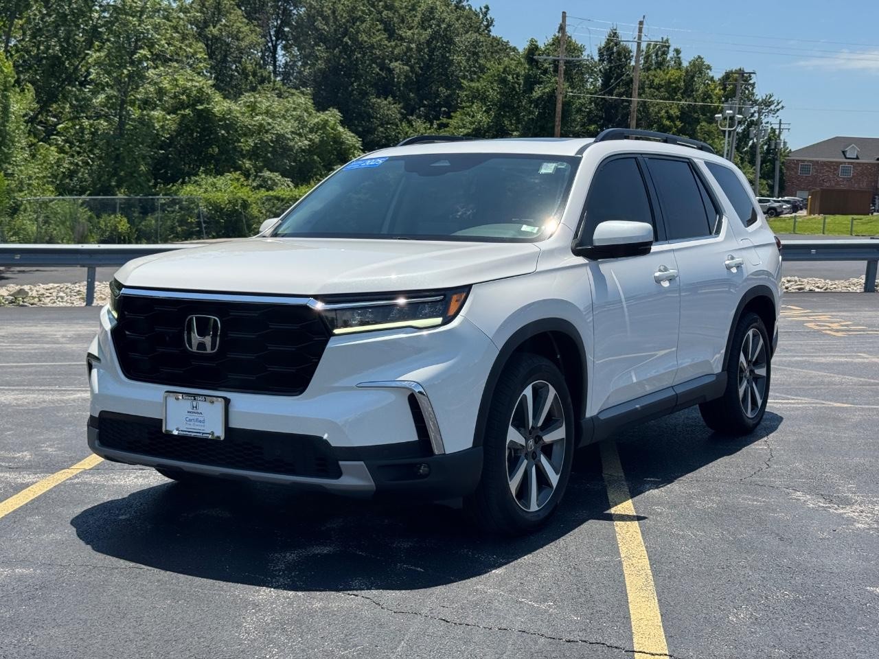 Honda Pilot Vehicle Full-screen Gallery Image 09