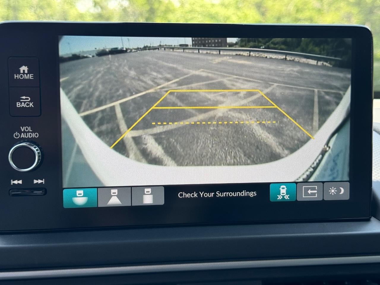 Honda Pilot Vehicle Full-screen Gallery Image 38