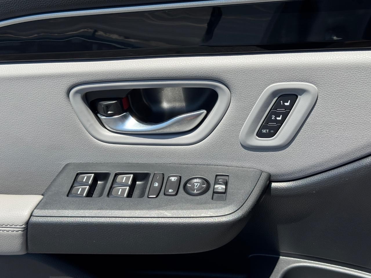 Honda Pilot Vehicle Full-screen Gallery Image 40
