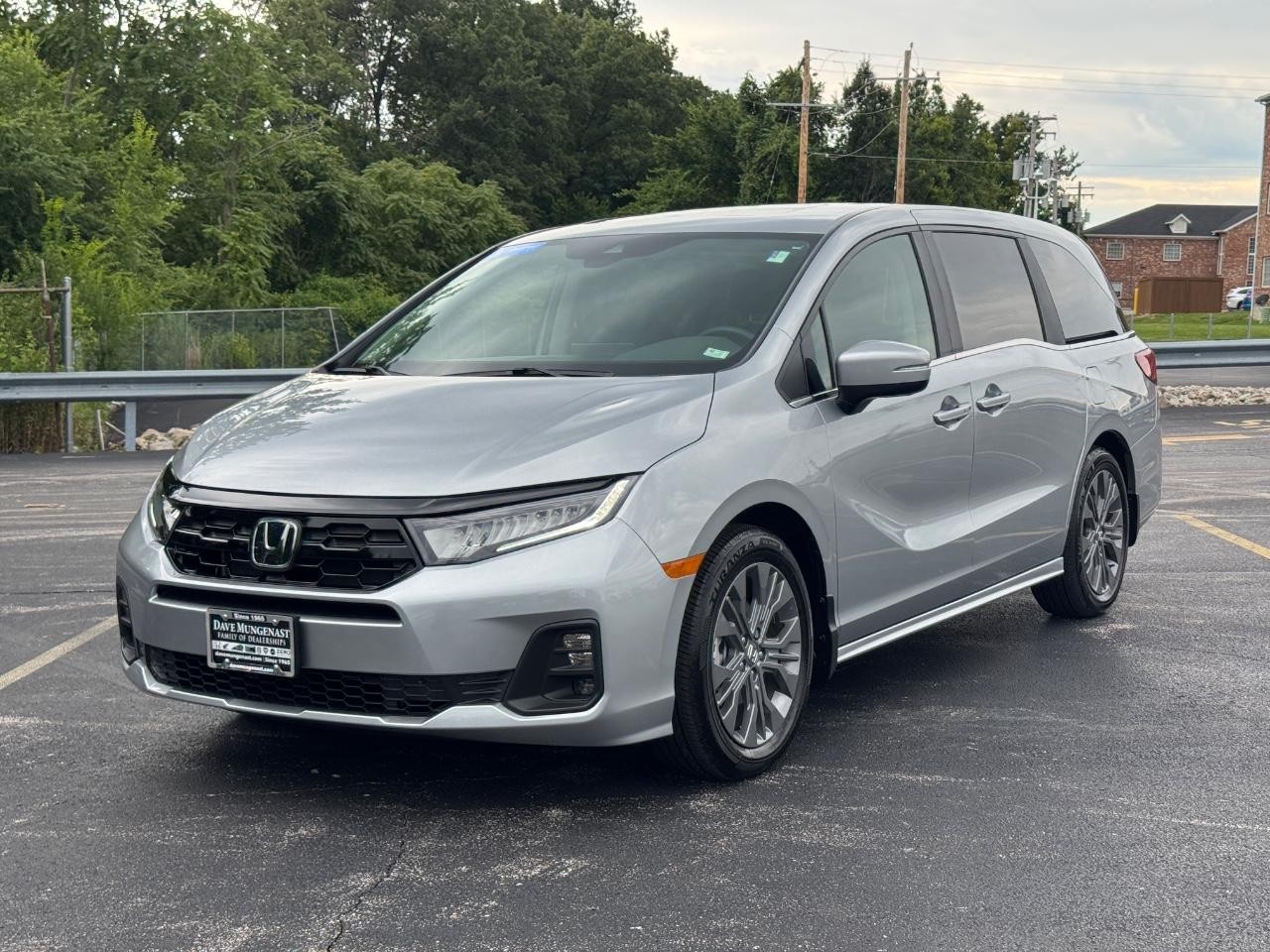Honda Odyssey Vehicle Full-screen Gallery Image 09