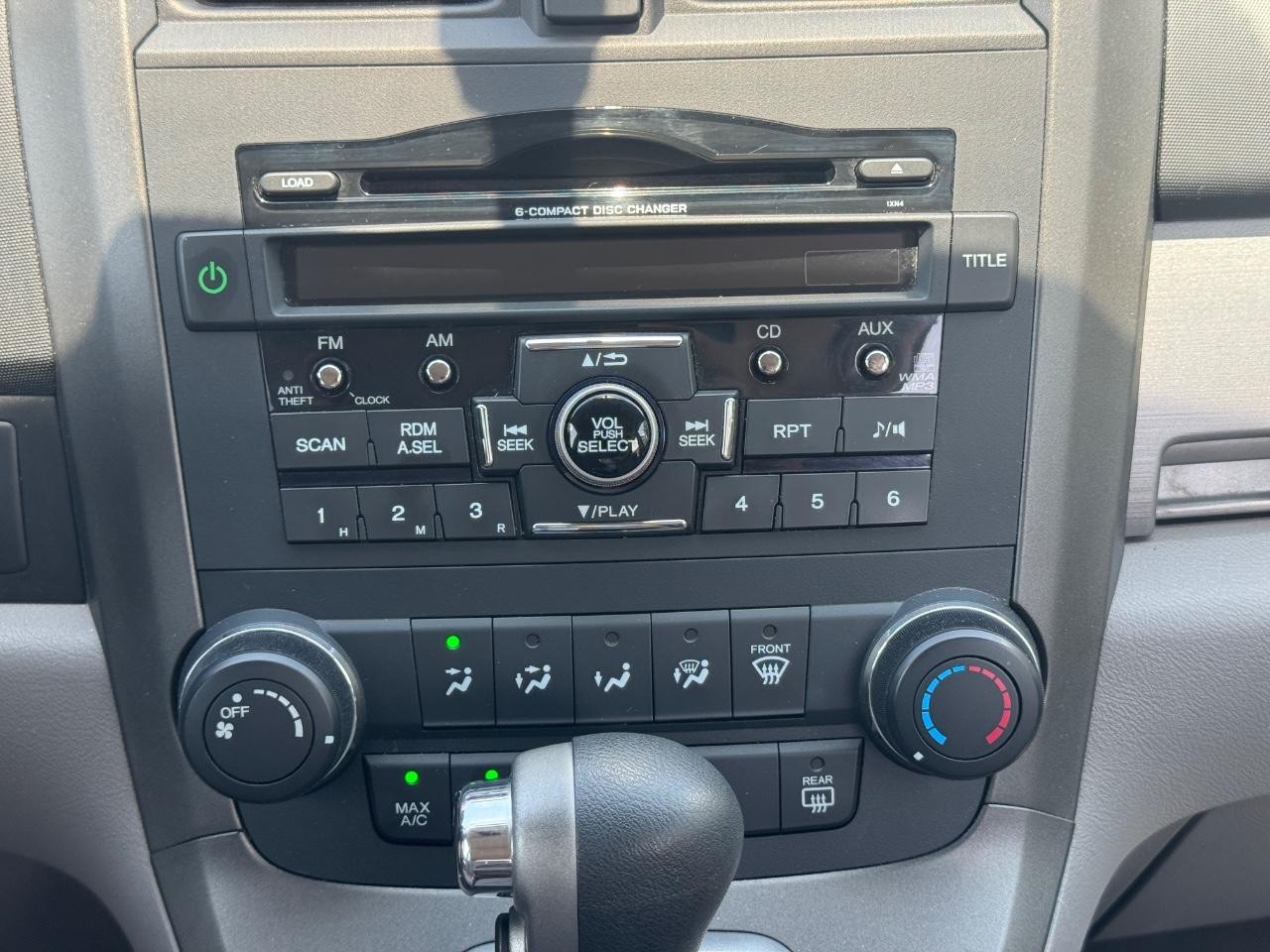 Honda CR-V Vehicle Full-screen Gallery Image 14