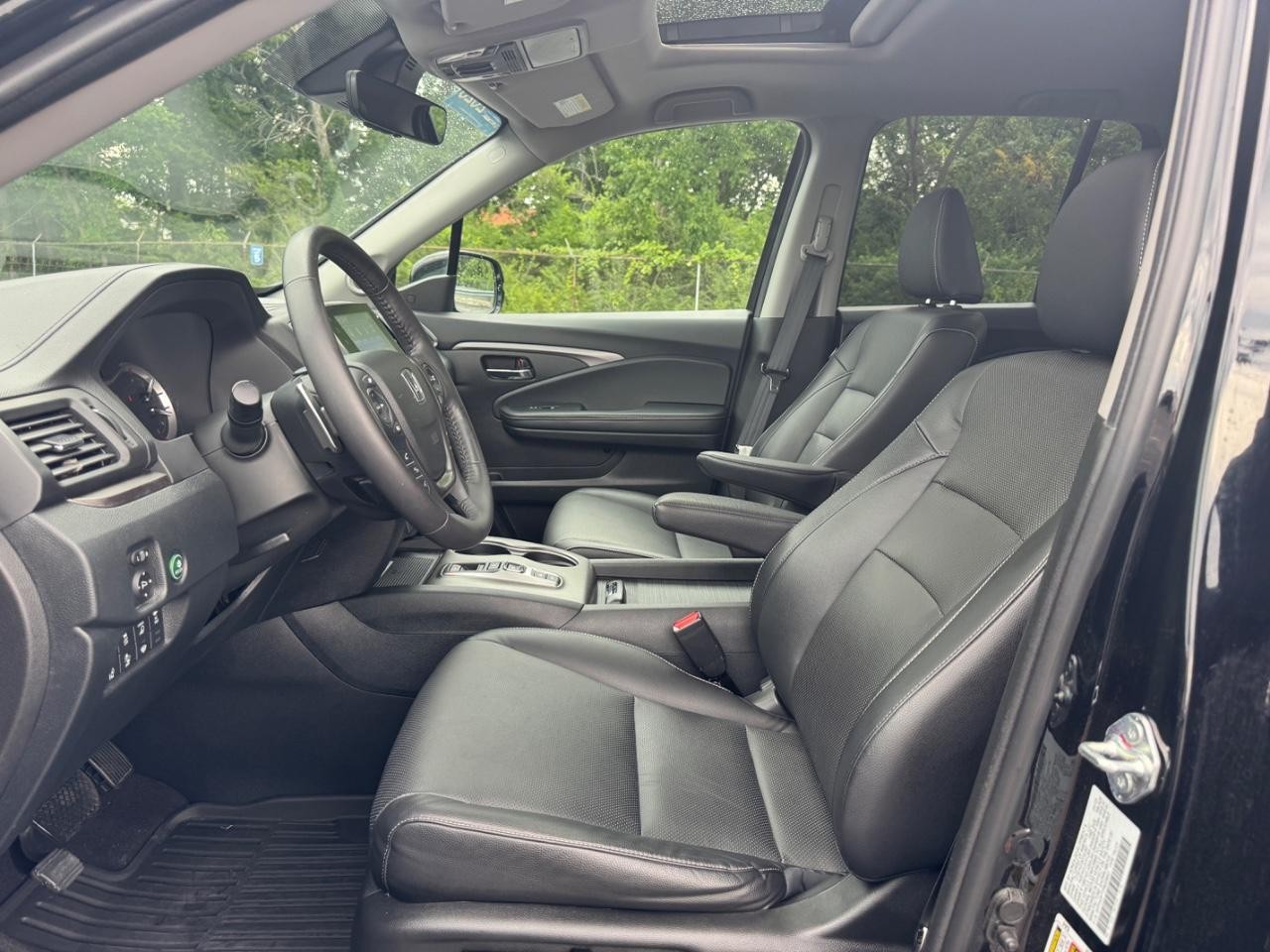 Honda Ridgeline Vehicle Full-screen Gallery Image 19
