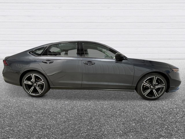 Honda Accord Sedan Vehicle Full-screen Gallery Image 08