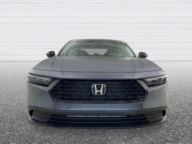 Honda Accord Sedan Vehicle Full-screen Gallery Image 10