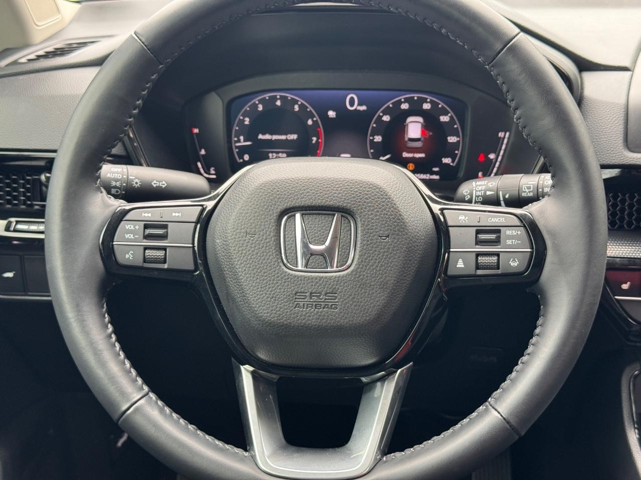 Honda CR-V Vehicle Full-screen Gallery Image 13