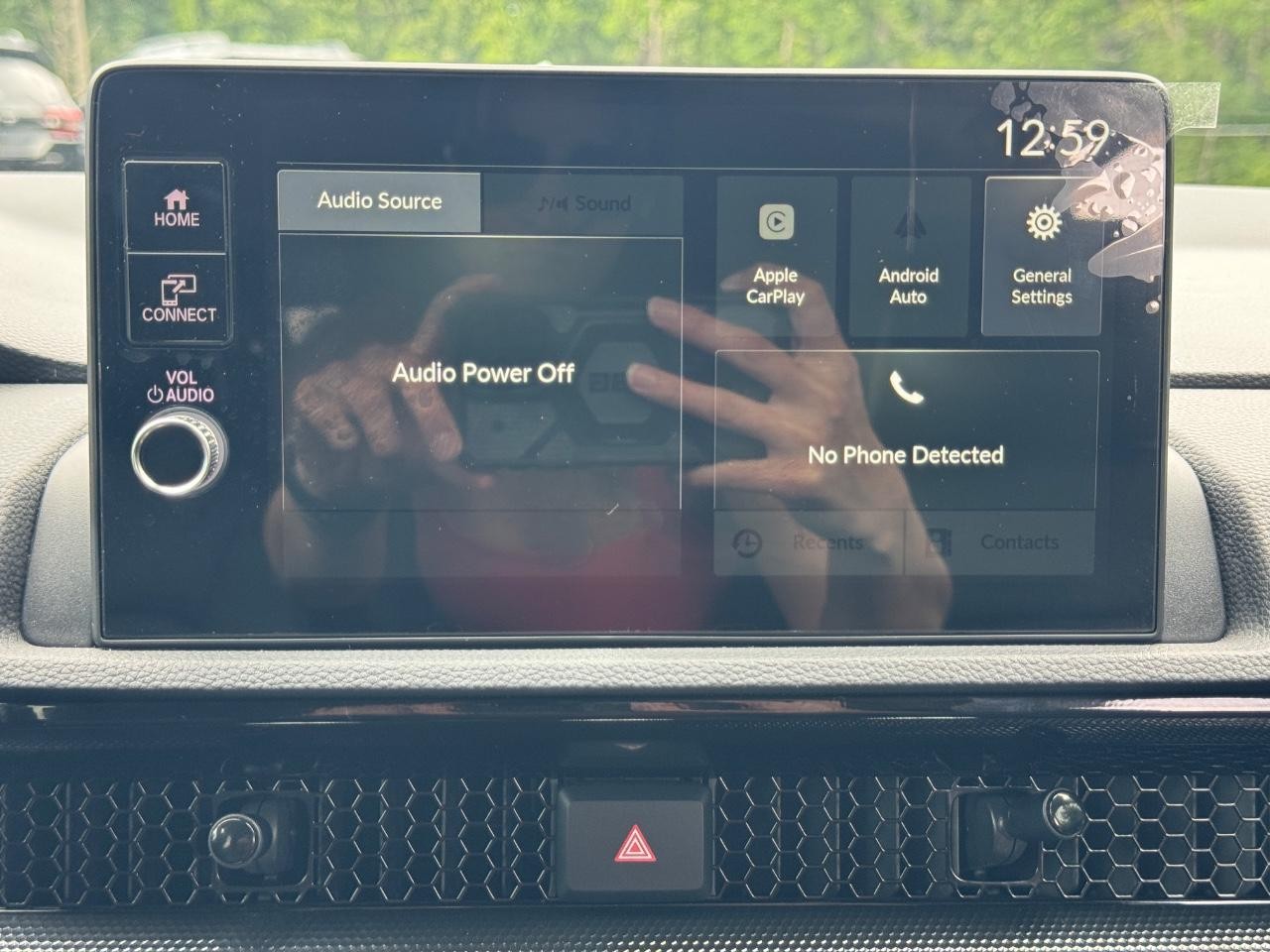 Honda CR-V Vehicle Full-screen Gallery Image 14