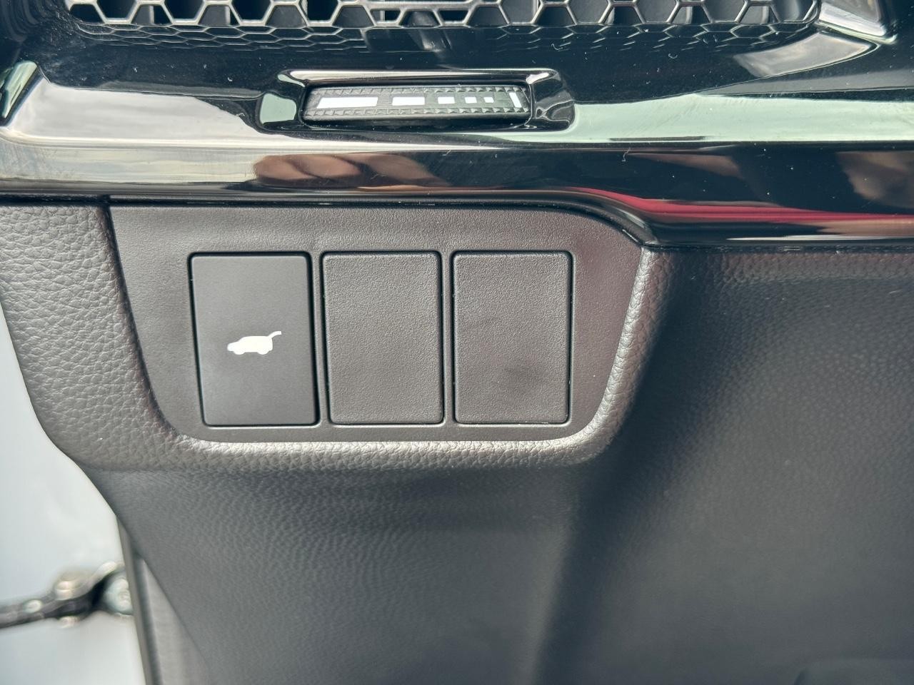 Honda CR-V Vehicle Full-screen Gallery Image 24