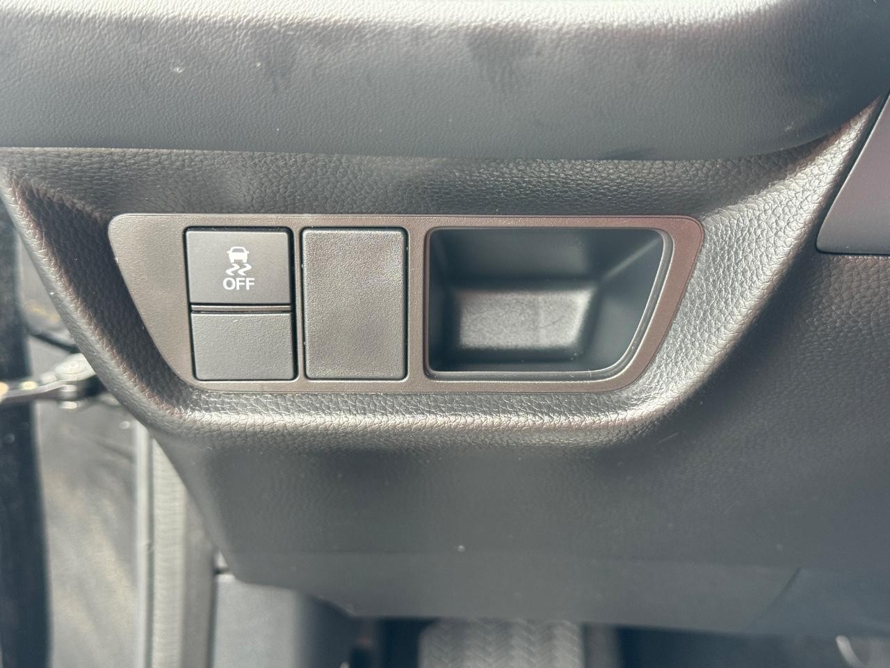 Honda HR-V Vehicle Full-screen Gallery Image 22