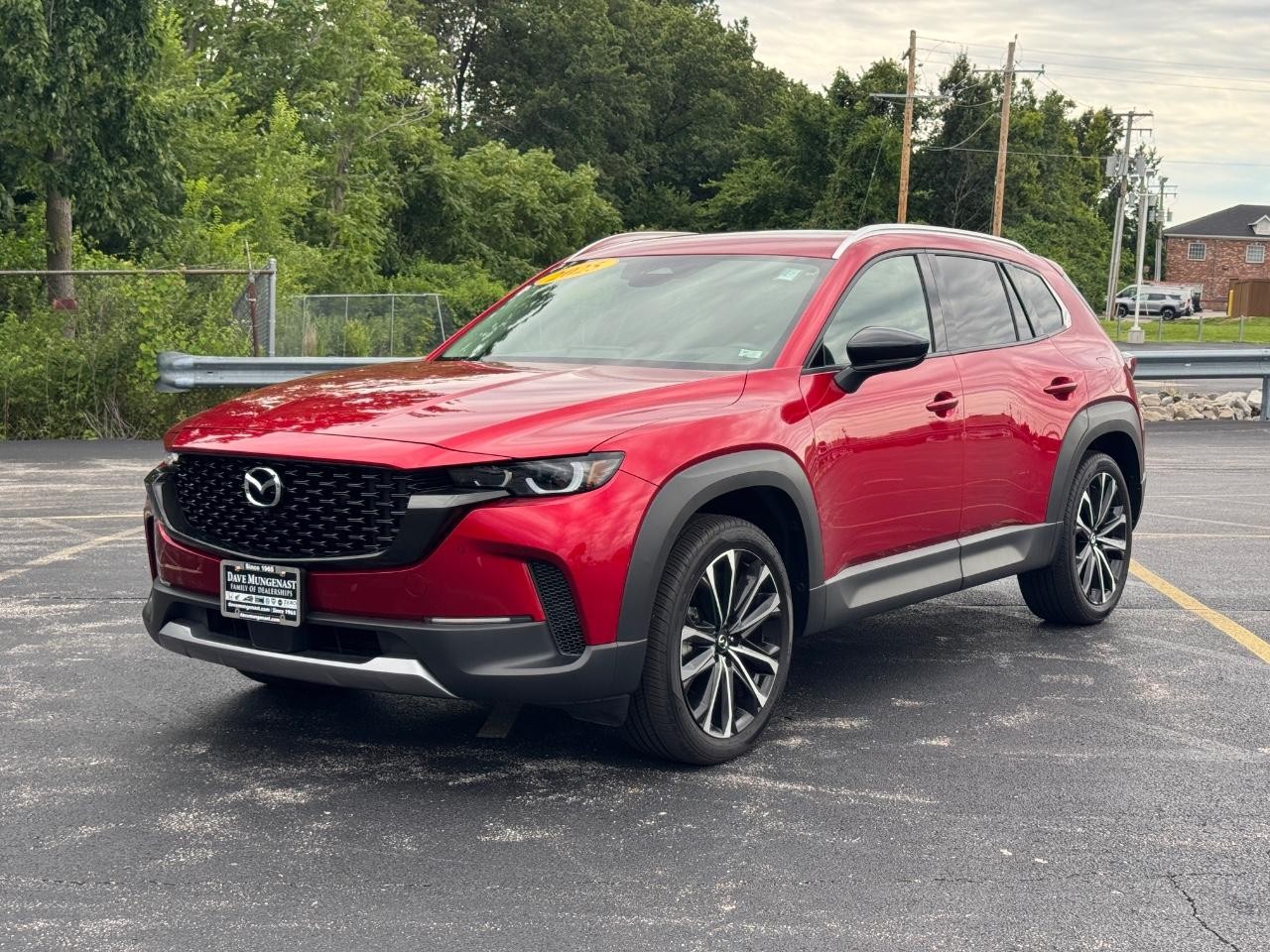Mazda CX-50 Vehicle Full-screen Gallery Image 09