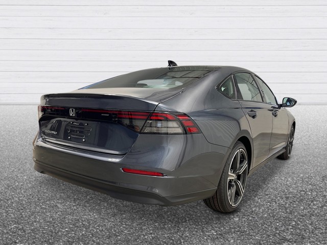 Honda Accord Sedan Vehicle Full-screen Gallery Image 06