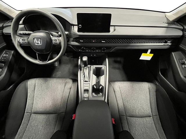 Honda Accord Sedan Vehicle Full-screen Gallery Image 16
