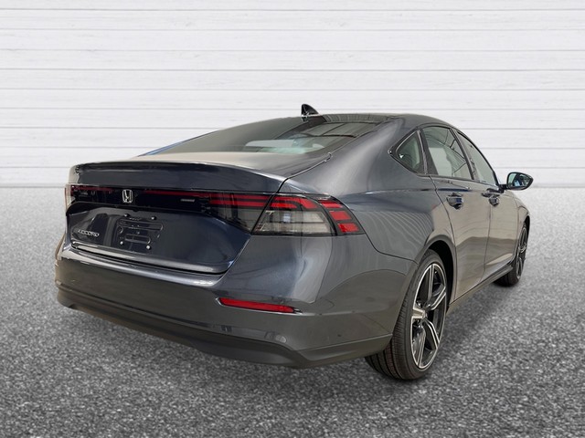 Honda Accord Sedan Vehicle Full-screen Gallery Image 06