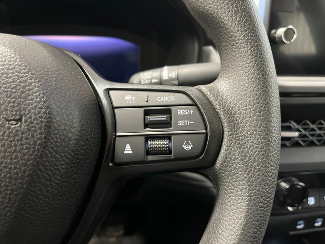 Honda Accord Sedan Vehicle Full-screen Gallery Image 19