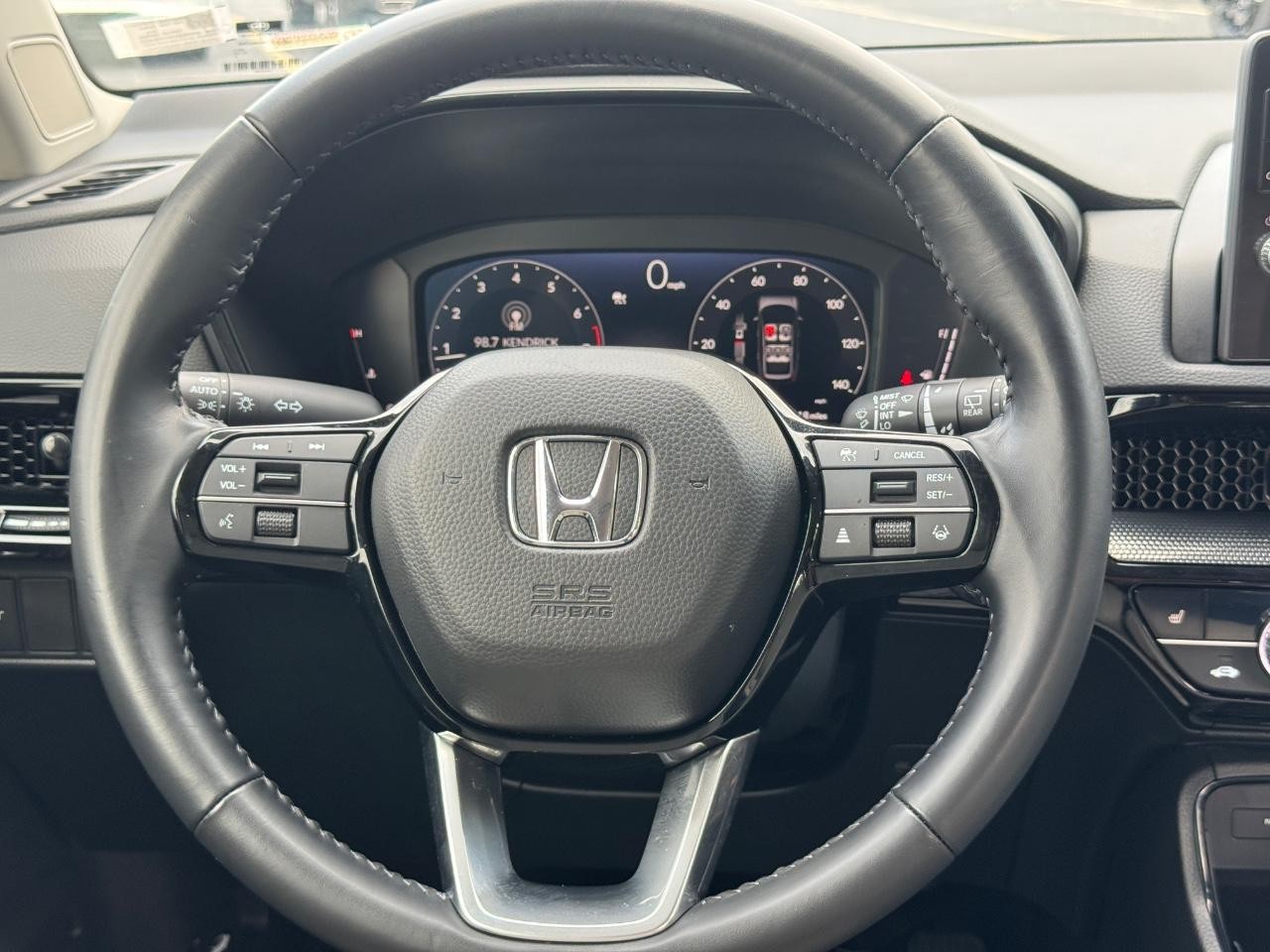 Honda CR-V Vehicle Full-screen Gallery Image 13