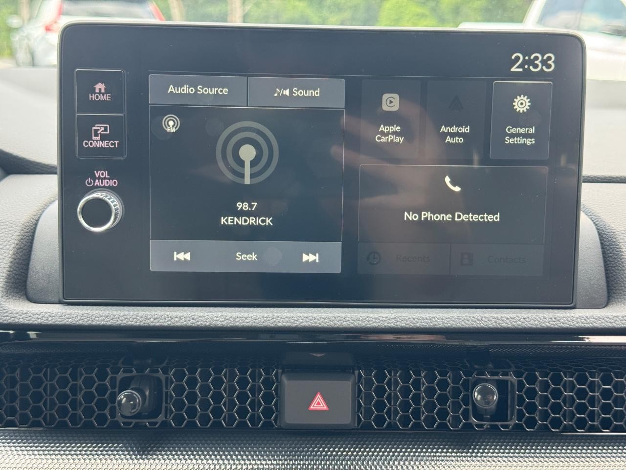 Honda CR-V Vehicle Full-screen Gallery Image 14