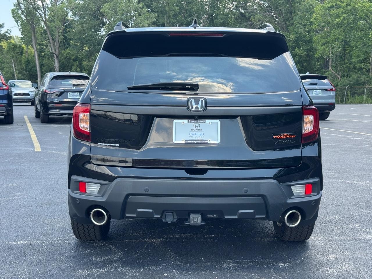 Honda Passport Vehicle Full-screen Gallery Image 06