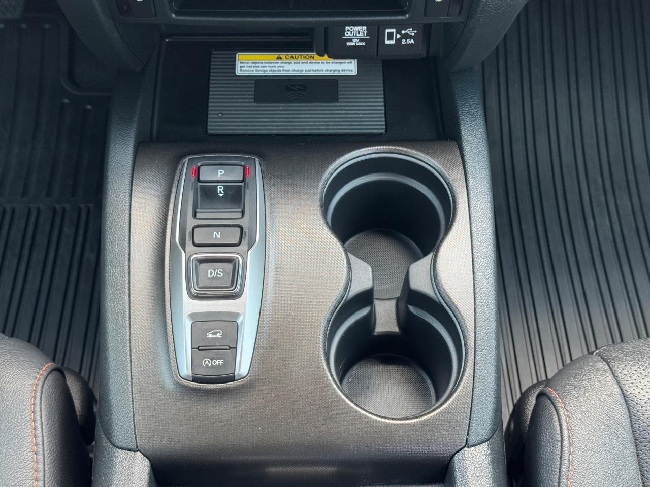 Honda Passport Vehicle Full-screen Gallery Image 16