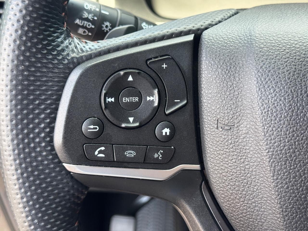 Honda Passport Vehicle Full-screen Gallery Image 22