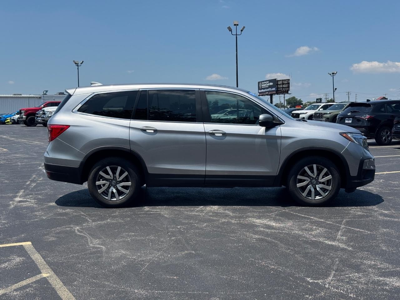 Honda Pilot Vehicle Full-screen Gallery Image 03