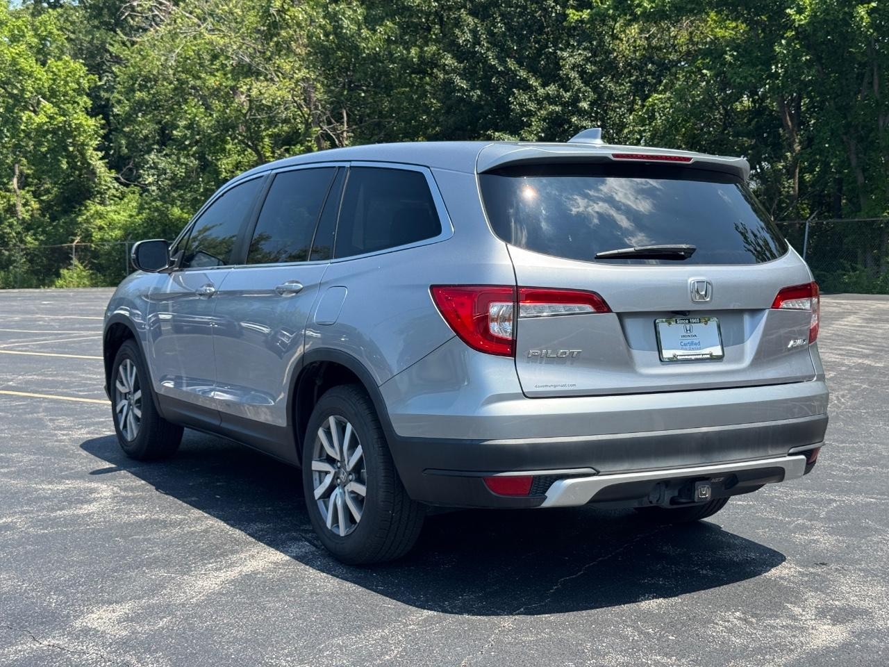 Honda Pilot Vehicle Full-screen Gallery Image 07