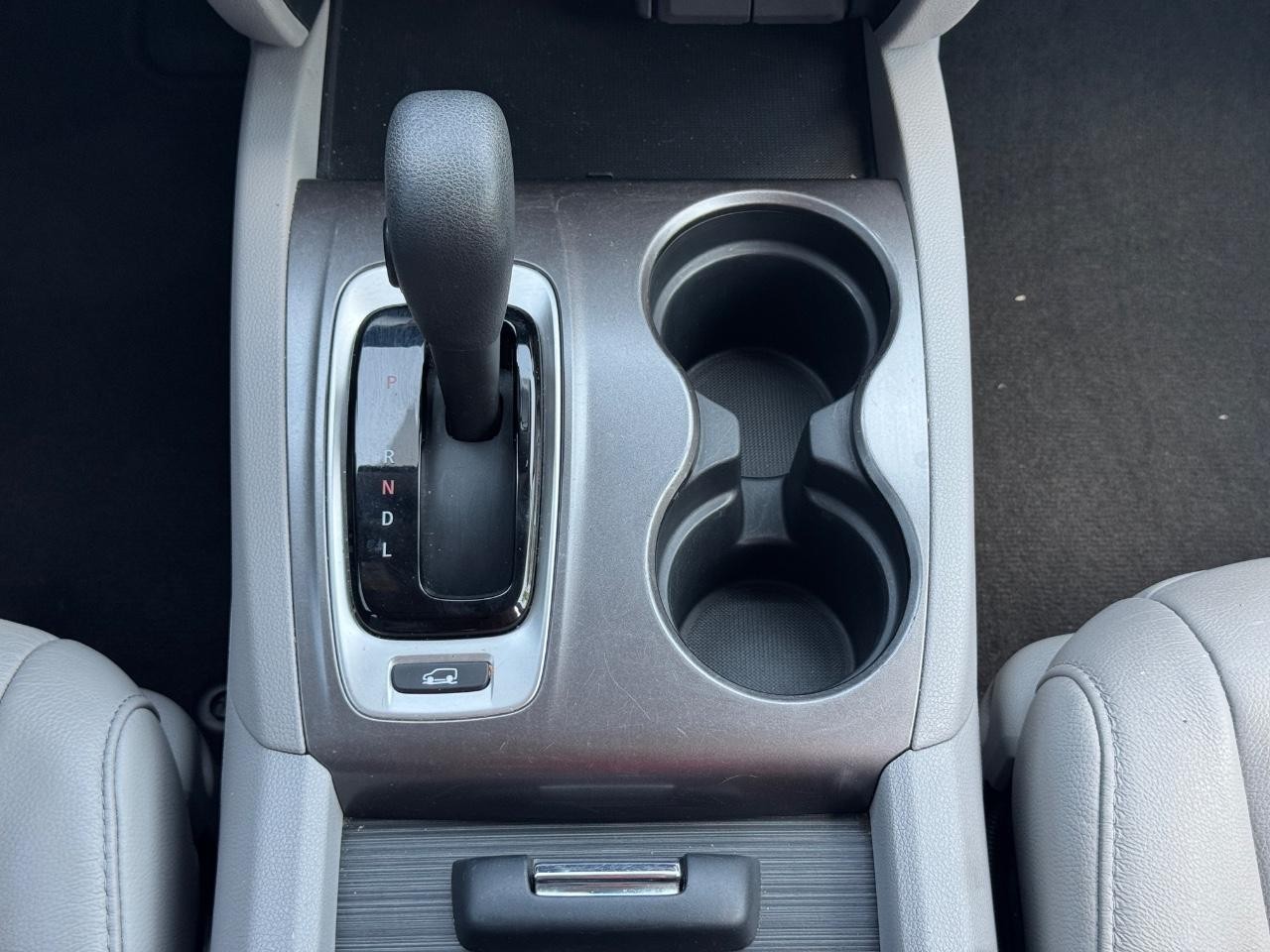 Honda Pilot Vehicle Full-screen Gallery Image 17