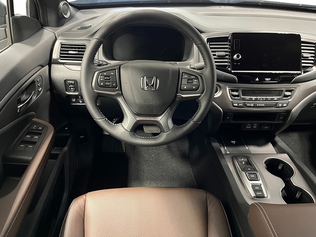 Honda Ridgeline Vehicle Full-screen Gallery Image 18