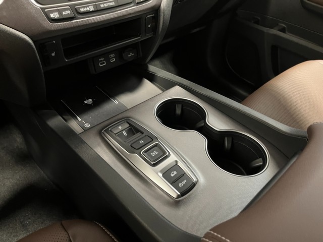 Honda Ridgeline Vehicle Full-screen Gallery Image 21