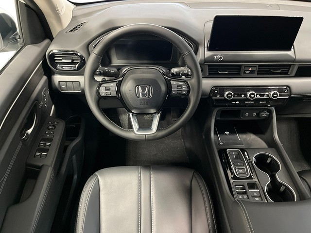Honda Pilot Vehicle Full-screen Gallery Image 07