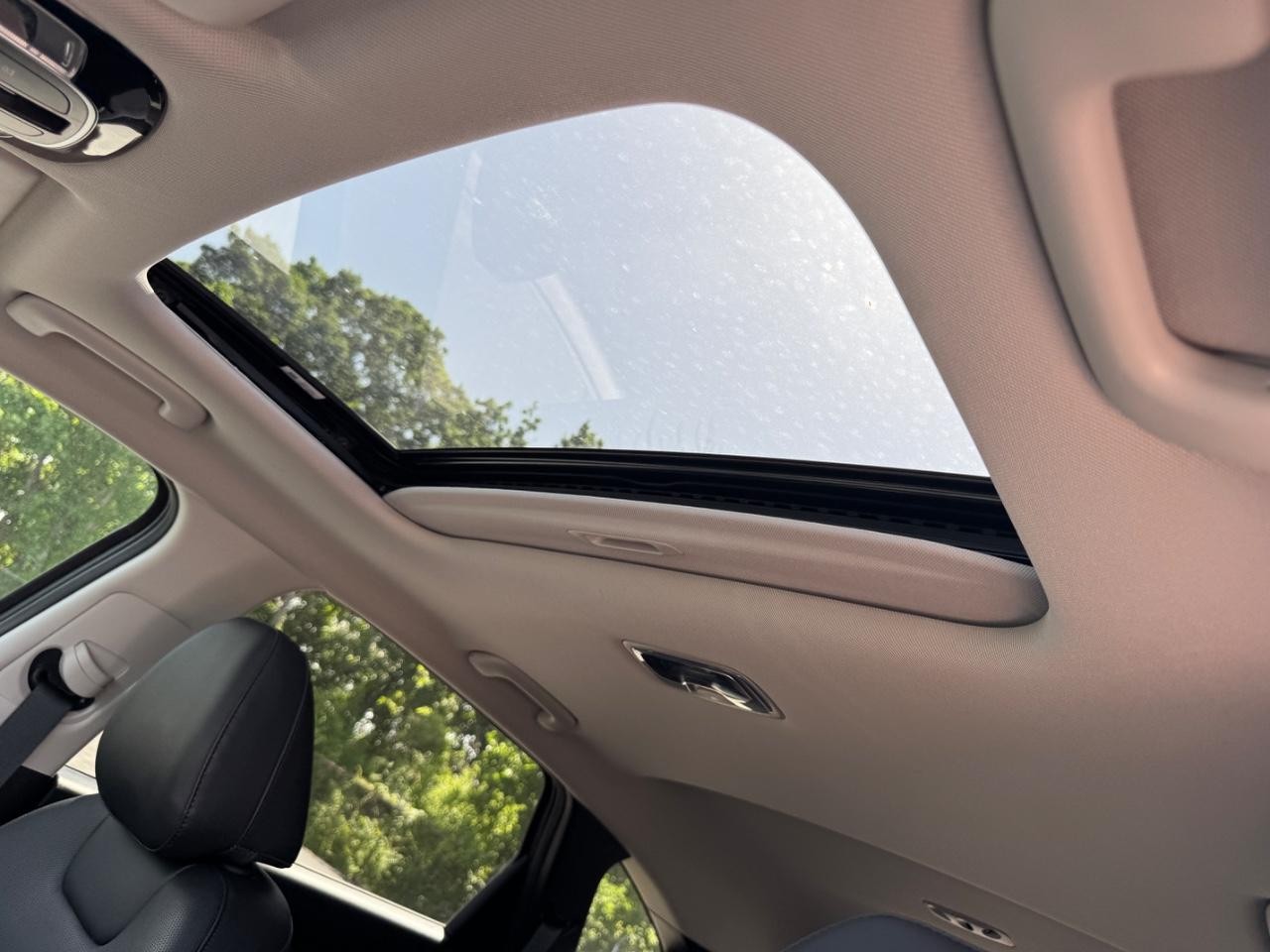 Hyundai Tucson Vehicle Full-screen Gallery Image 20