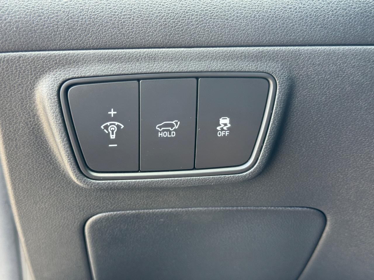 Hyundai Tucson Vehicle Full-screen Gallery Image 24