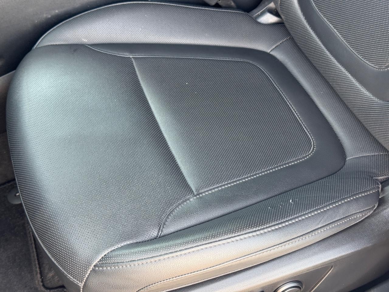 Hyundai Tucson Vehicle Full-screen Gallery Image 27