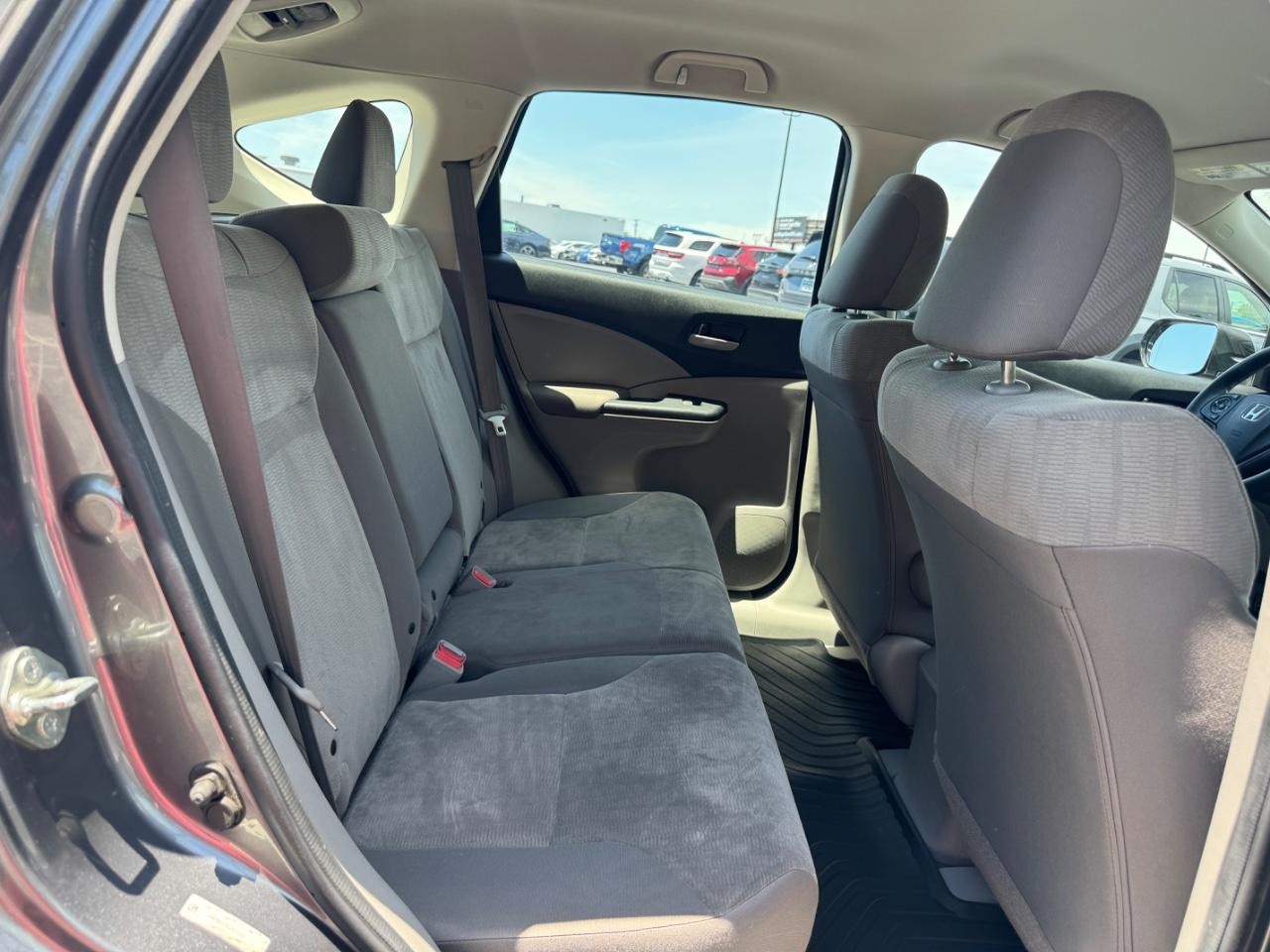 Honda CR-V Vehicle Full-screen Gallery Image 11