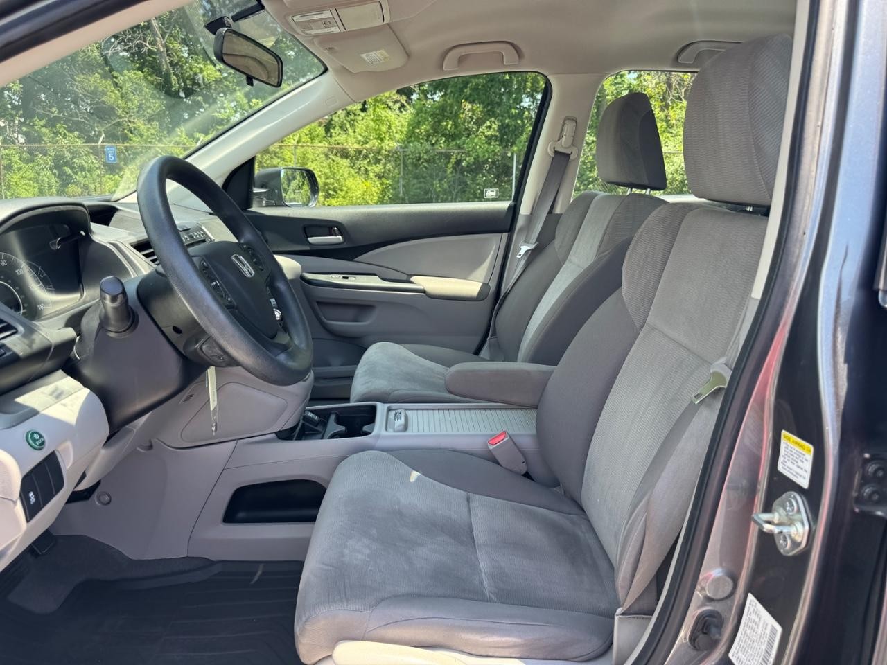 Honda CR-V Vehicle Full-screen Gallery Image 18