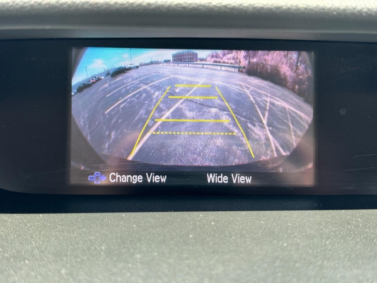Honda CR-V Vehicle Full-screen Gallery Image 23