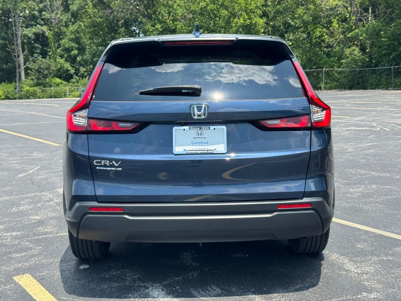 Honda CR-V Vehicle Full-screen Gallery Image 06